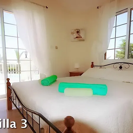 Bungalow In Coral Bay With Sea Views * Paphos